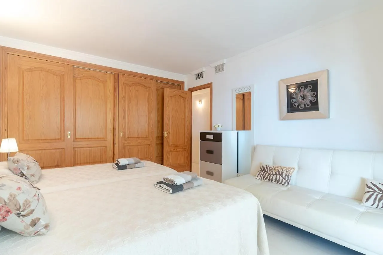 Deluxe Apartment On The First Line Marbella